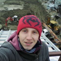 Молодой, талантливый русинский поэт и  философ Михаил Стан, написал стихотворение “Прийшла зима в Карпаты”