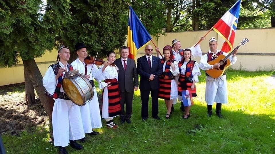 Председатель Союза подкарпатских русинов в Румынии Михай Лаурук, призывает к здравому смыслу Правительство страны не втягивать Румынию в войну с Россией.