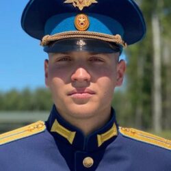 Генерал Э. Артюхов посвятил свои строки павшему Воину России Георгию Дудорову «Отчизны Сын в бою геройски пал, Он Украину от нацистов очищал…»