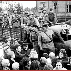 Генерал Э. Артюхов к Дню освобождения Мариуполя «Ну что, надменные потомки, тех, кто фашистский рейх громил…» 