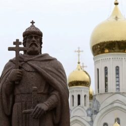 Православные праздники с Генералом Э. Артюховым «В День Крещения Руси-Великий праздник всей Руси. Князь Владимир был силен…»