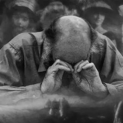 Номинант на «Русскую премию» Генерал Э. Артюхов «Бог наш един. Он нам — Отец. К нему дорогу избираем сами. Читаем сердцем знаки на дороге той…»