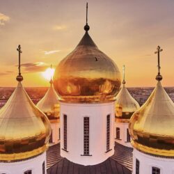 Номинант на «Русскую премию» Генерал Э. Артюхов «Над Россией поднялися купола. Возрождается родимая земля. Сколь пришлось ей потерять – не сосчитать…»