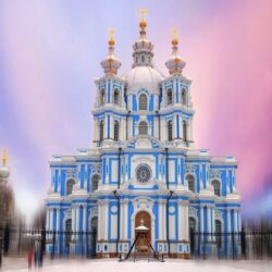 Номинант на «Русскую премию» Генерал Э. Артюхов «Стою и чувствую я в восстановленном соборе, что Дух Святой вернулся вновь сюда. Во времена безверия и богоборчества…»