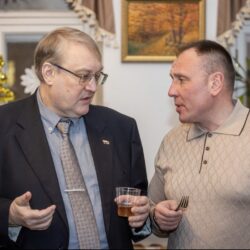 Лауреат Международной «Русской премии – 2022» Генерал Э. Артюхов «Господствует неправда в мире, и с жадностью творит дела. Хотят что, с нею, вытворяют…»