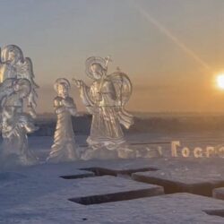 Лауреат Международной «Русской премии – 2022» Генерал Э. Артюхов «Крещенский сочельник — святок венец. Кто помнит об этом- уже молодец. А кто Богу верен, тот в храмы идет…»