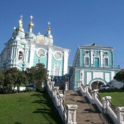 Лауреат Международной «Русской премии – 2022» Генерал Э. Артюхов «Одуванчики ветра в даль несут, во поля пойдешь – там хлеба растут…»