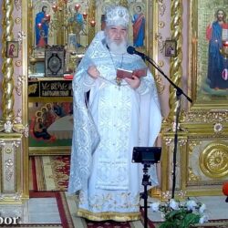 Сегодня на Украине идёт война безбожников против Духа Святого, ибо только на Литургии в канонической Церкви пребывает Святой Дух